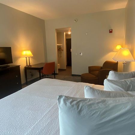 Wingate By Wyndham State Arena Raleigh/Cary Hotel Ngoại thất bức ảnh