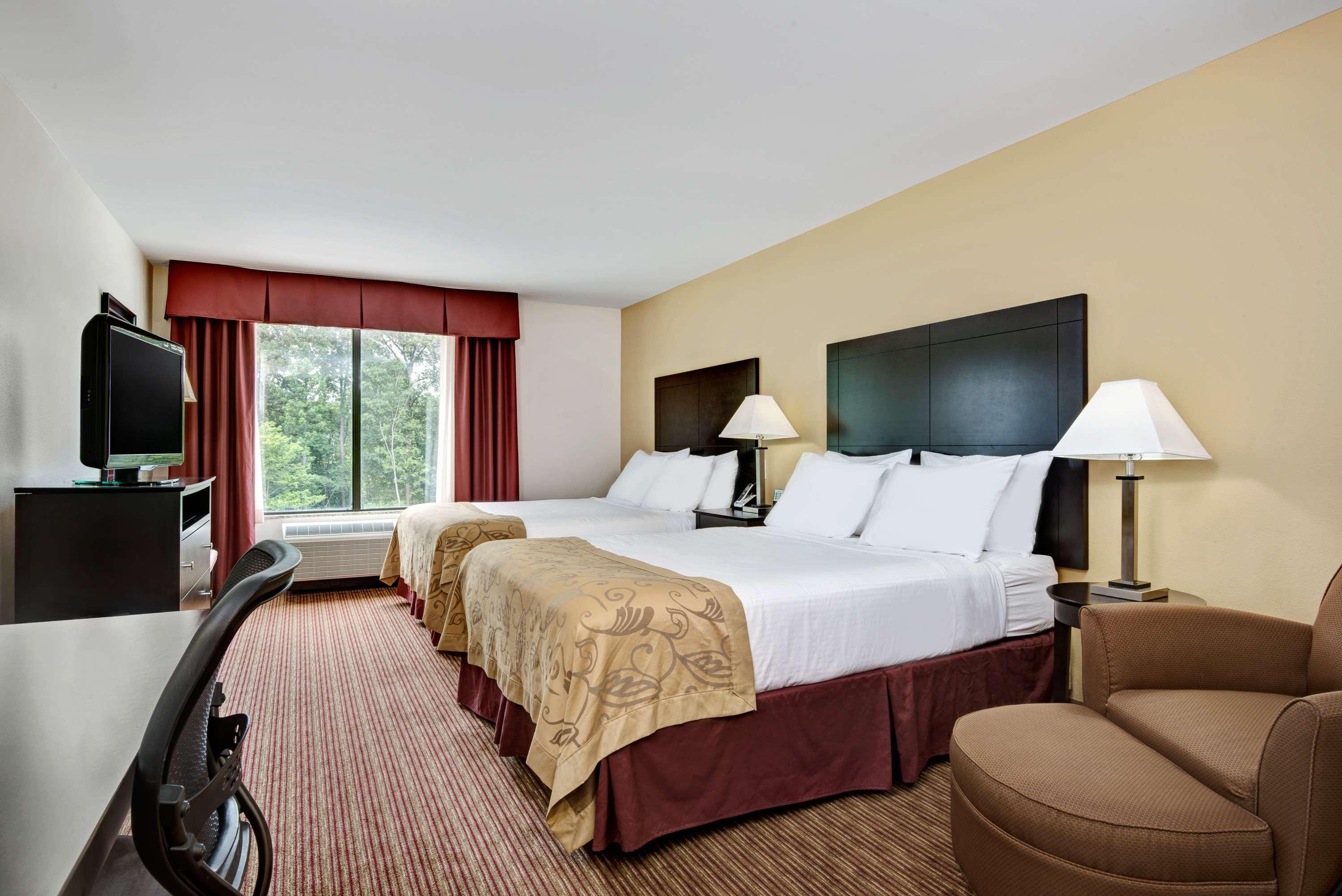 Wingate By Wyndham State Arena Raleigh/Cary Hotel Ngoại thất bức ảnh