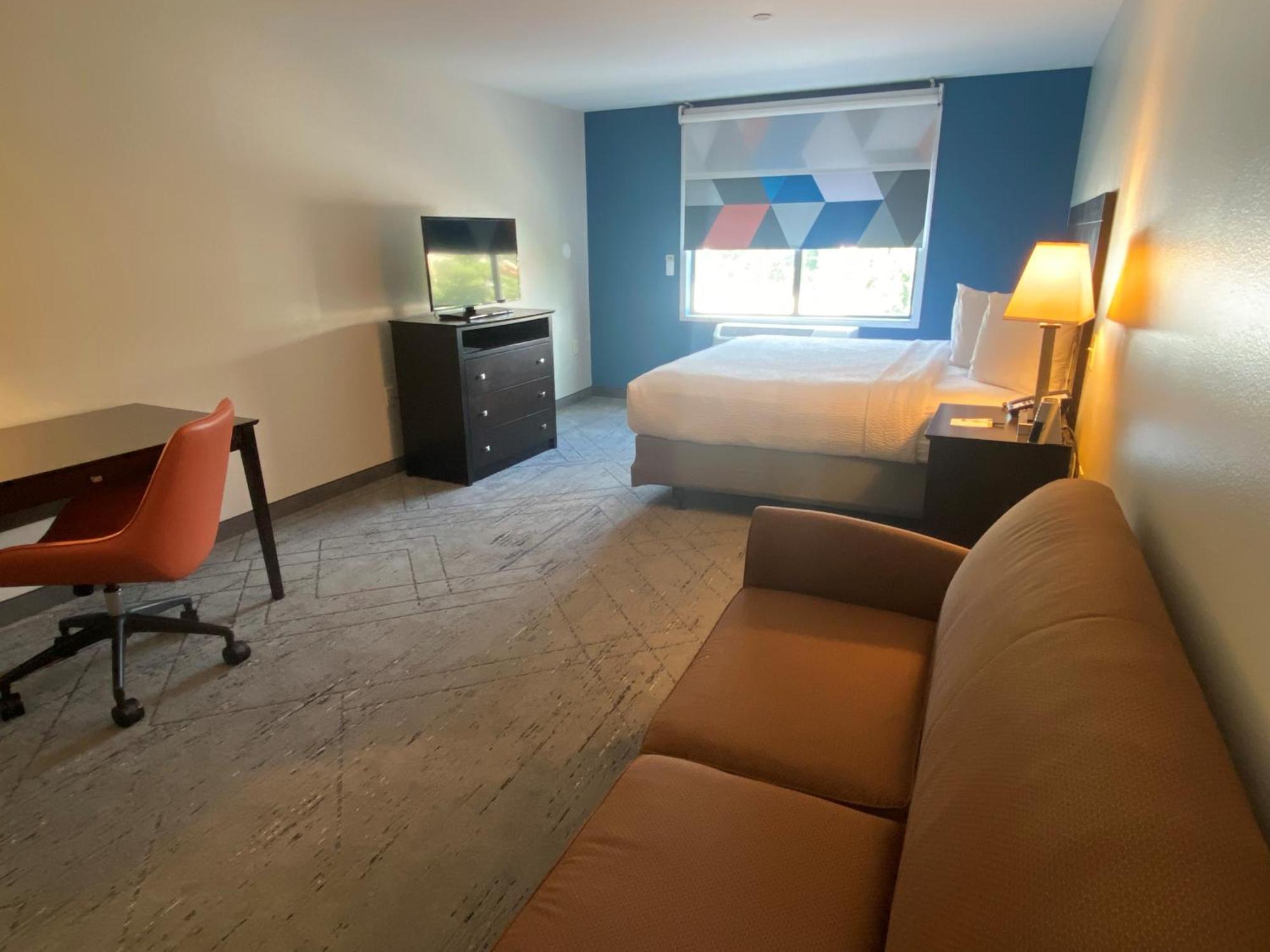 Wingate By Wyndham State Arena Raleigh/Cary Hotel Ngoại thất bức ảnh