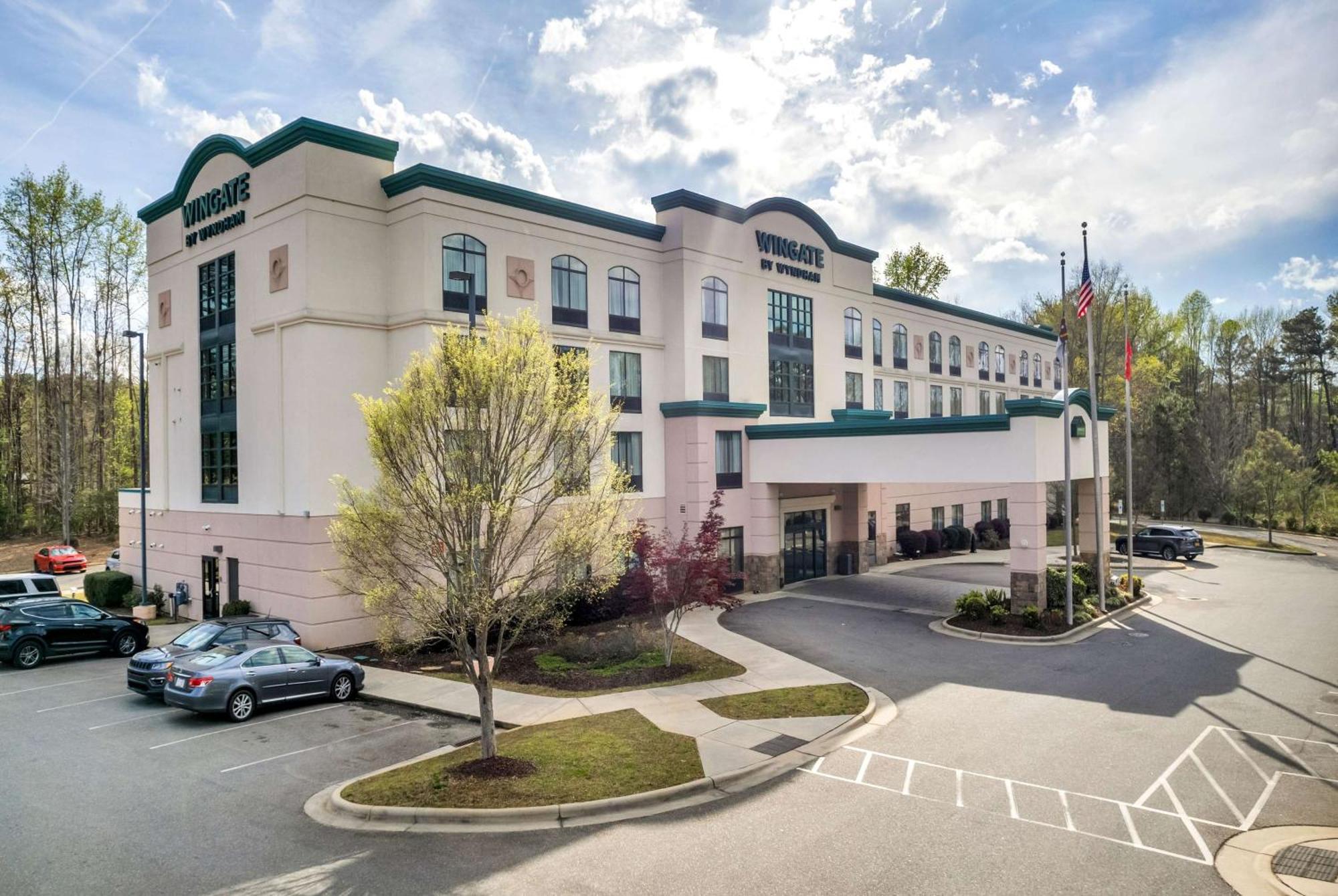 Wingate By Wyndham State Arena Raleigh/Cary Hotel Ngoại thất bức ảnh