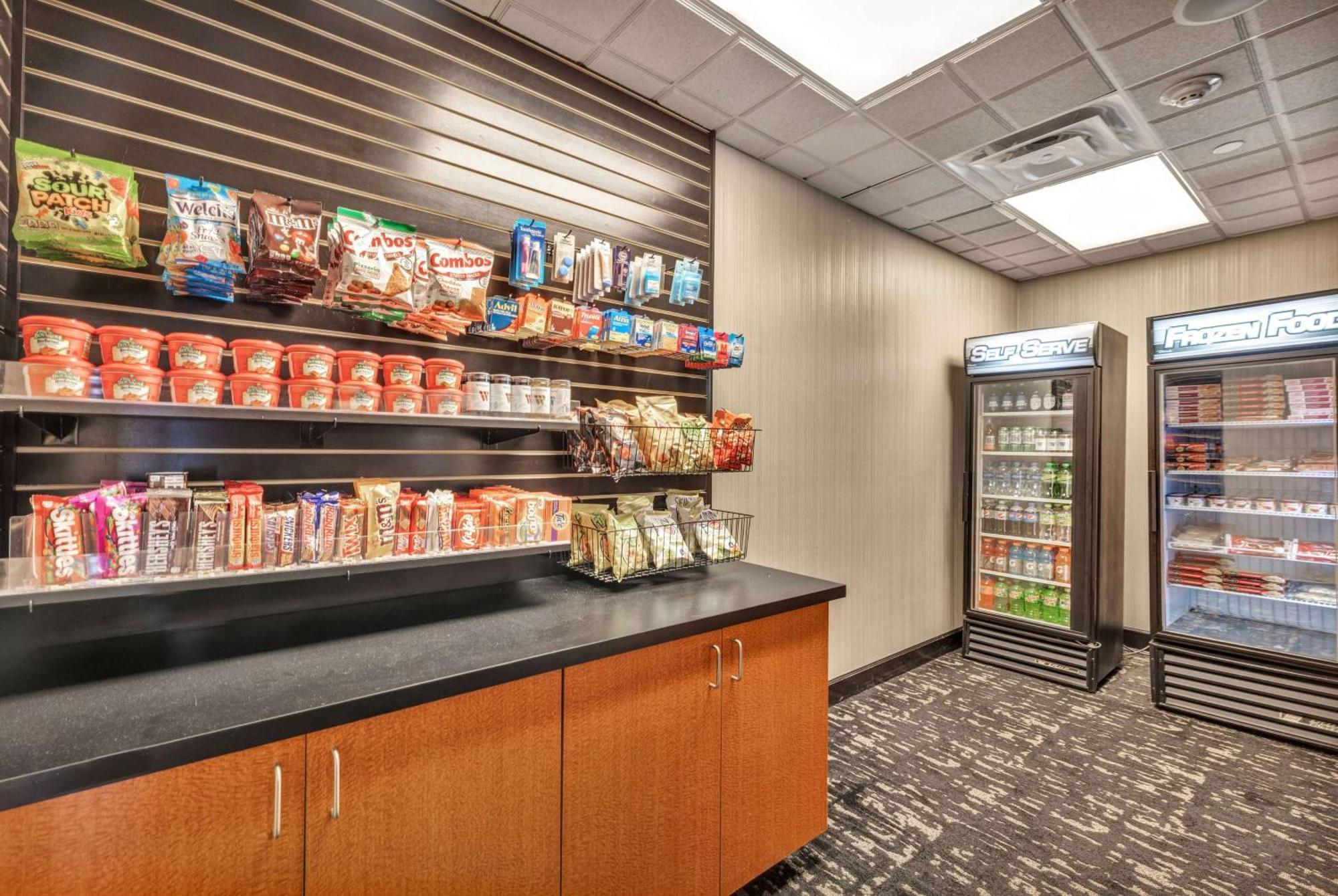 Wingate By Wyndham State Arena Raleigh/Cary Hotel Ngoại thất bức ảnh