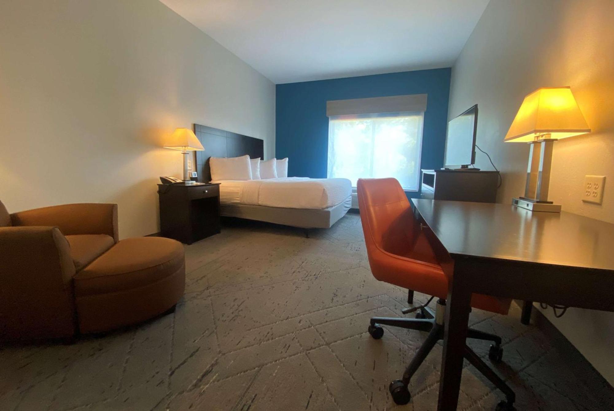 Wingate By Wyndham State Arena Raleigh/Cary Hotel Ngoại thất bức ảnh