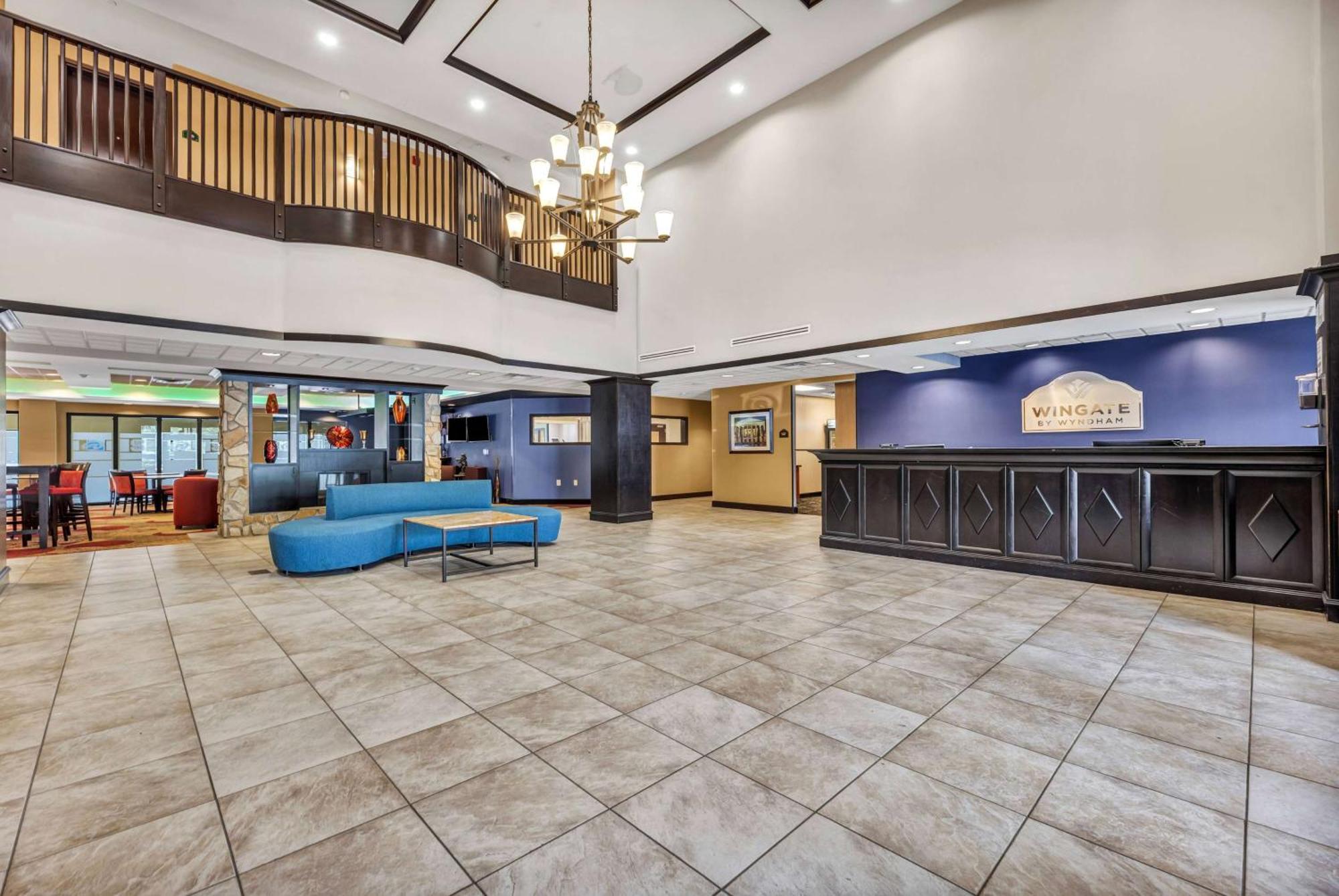 Wingate By Wyndham State Arena Raleigh/Cary Hotel Ngoại thất bức ảnh