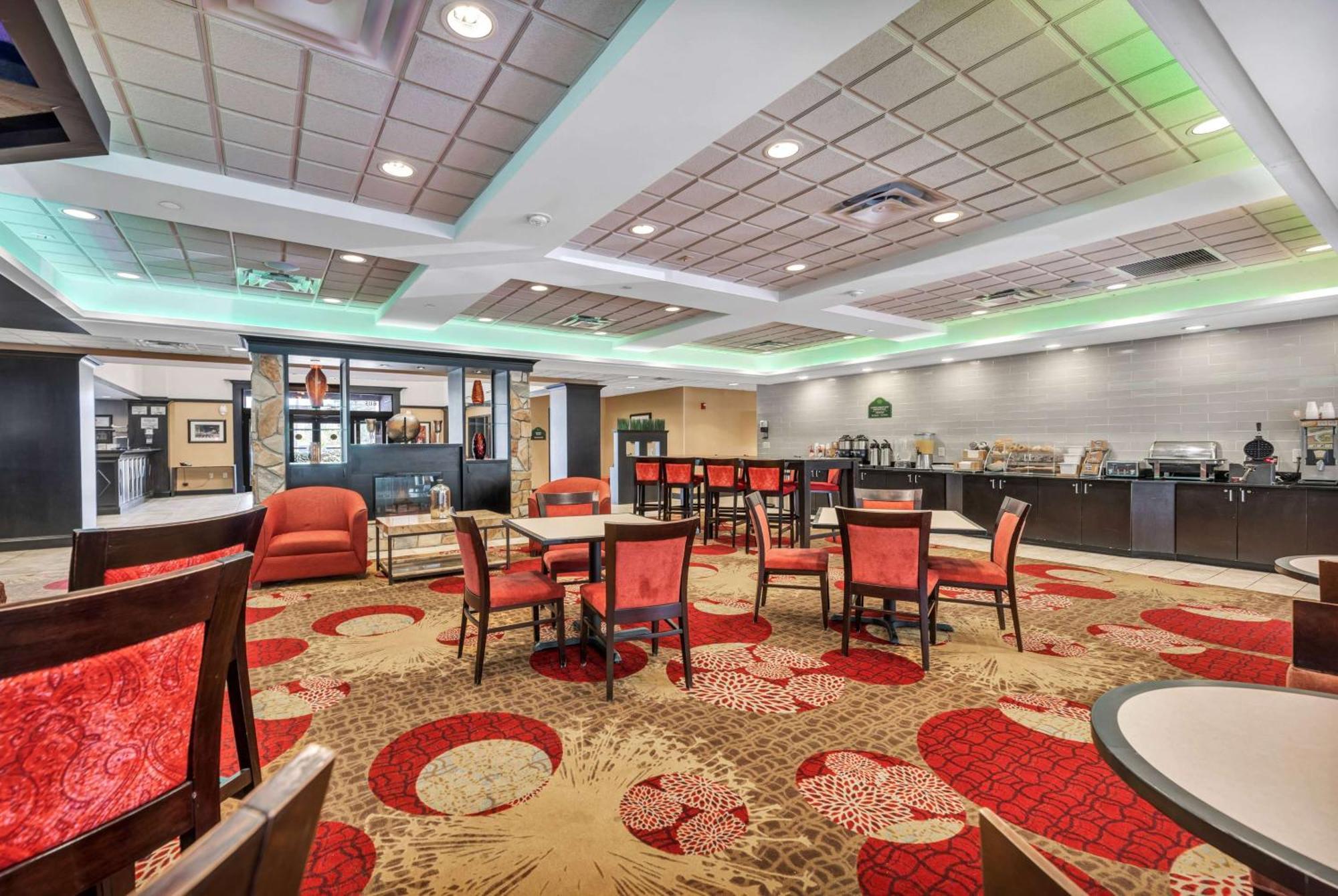 Wingate By Wyndham State Arena Raleigh/Cary Hotel Ngoại thất bức ảnh